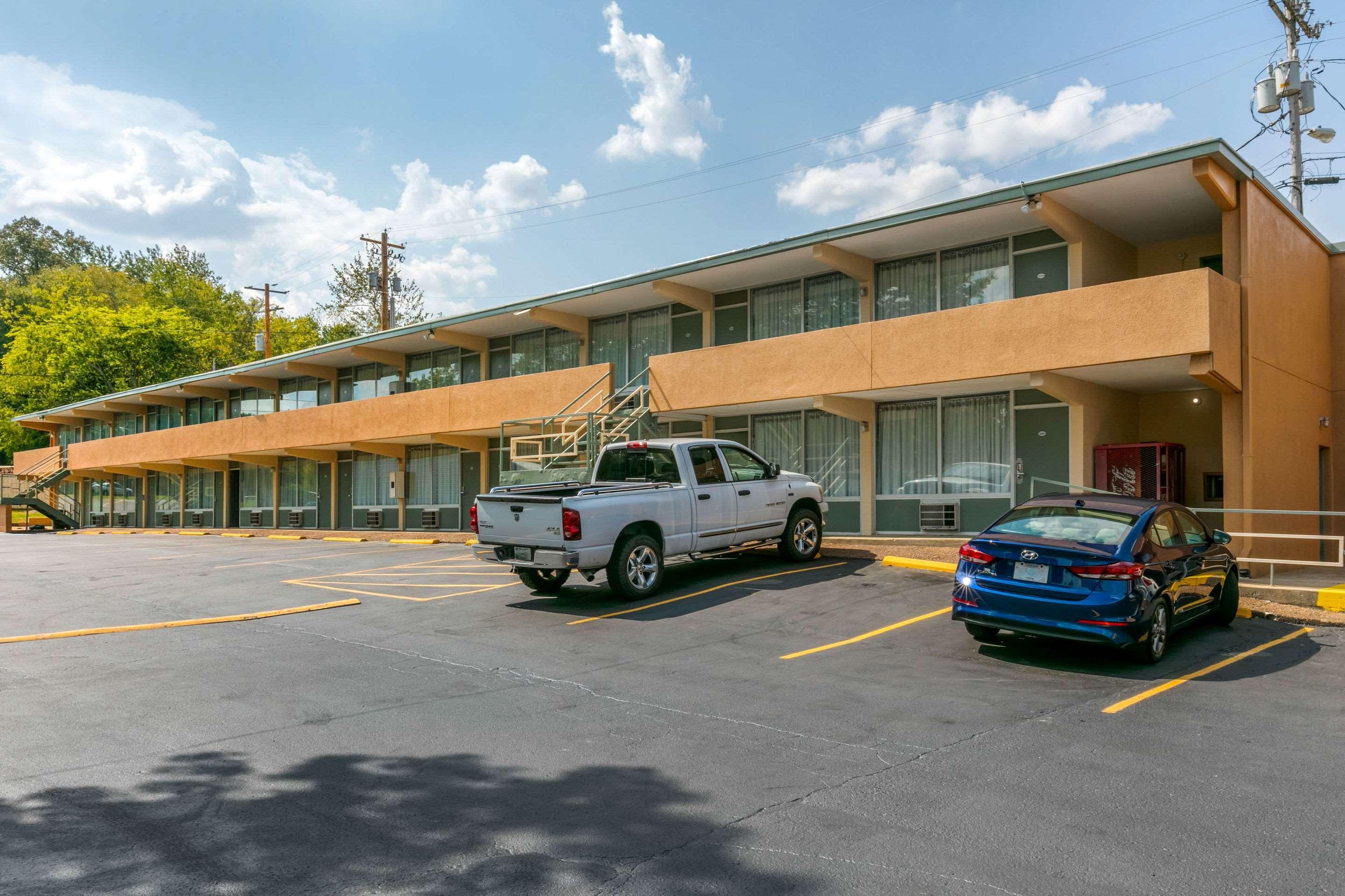 Rodeway Inn Kingston Springs Exterior photo